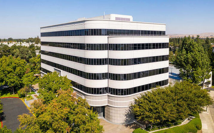 Pictures of Office property located at 3000 Oak Rd, Walnut Creek, CA 94597 for lease - image #1