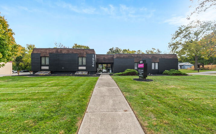 Pictures of Office, Retail property located at 1524 E Stroop Rd, Kettering, OH 45429 for lease - image #1