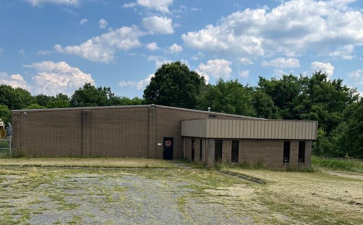 Pictures of Industrial, Office property located at 510 Broome Rd, Greensboro, NC 27406 for lease - image #1