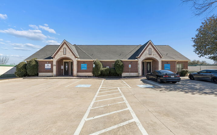 Pictures of Office property located at 6636 N Riverside, Suite 500 A & B, Fort Worth, TX, Fort Worth, TX 76137 for lease - image #1