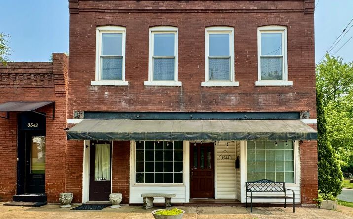 Pictures of Retail, Office, Special Purpose property located at 3544 Oxford Blvd, Maplewood, MO 63143 for lease - image #1