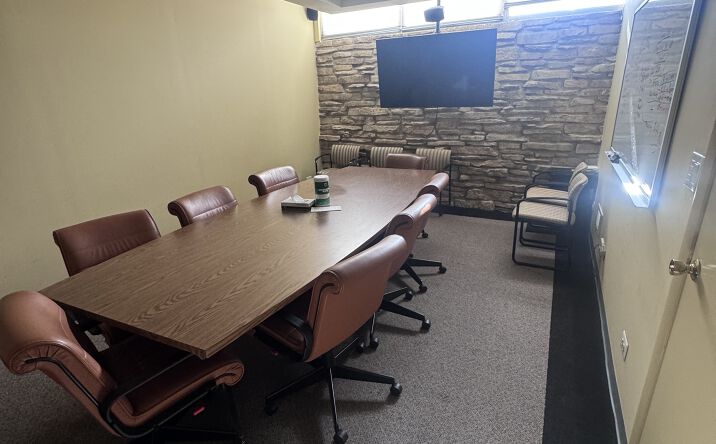 Pictures of Office property located at 512 Higgins Rd, Park Ridge, IL 60068 for lease - image #1