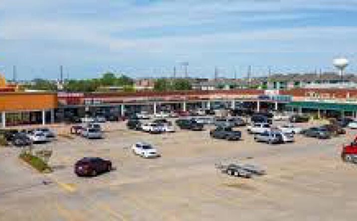 Pictures of Retail property located at 8145 S Texas 6, Houston, TX 77083 for lease - image #1