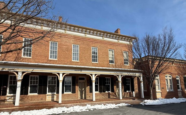 Pictures of Office property located at 38 Rouss Avenue, Winchester, VA 22601 for lease - image #1