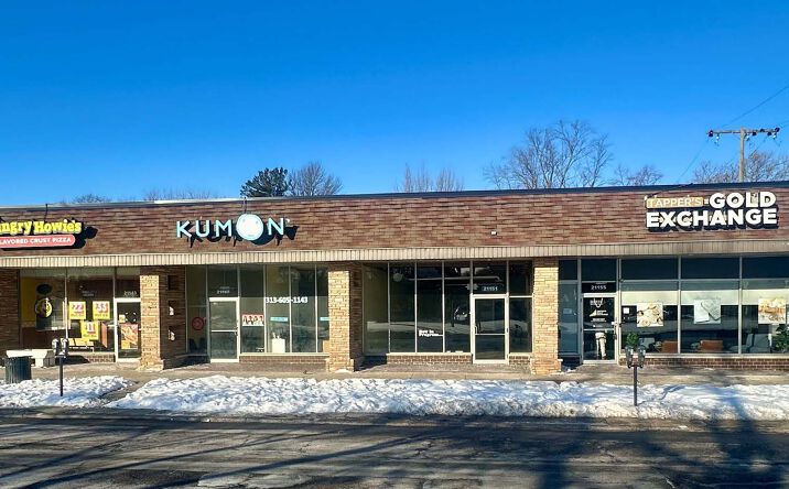 Pictures of Retail, Office property located at 21143-21155 Mack Ave, Grosse Pointe Woods, MI 48236 for lease - image #1