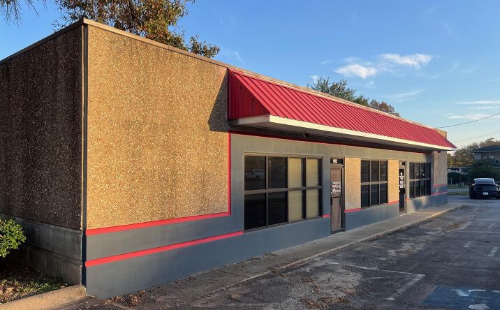 Pictures of Retail, Office property located at 1425 S University Ave, Little Rock, AR 72204 for lease - image #1
