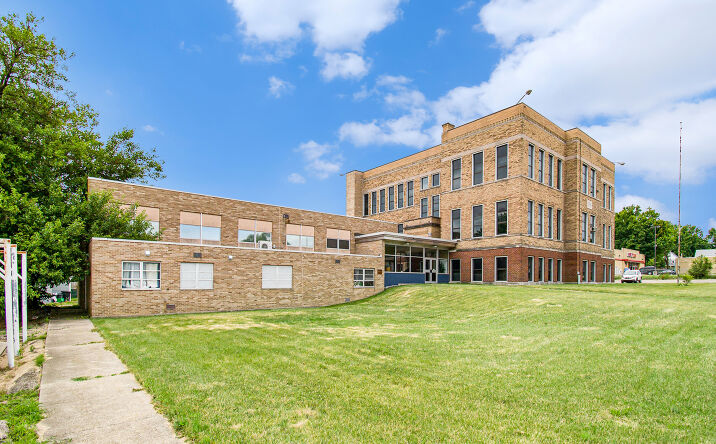 Pictures of Office property located at 485 Capital Ave SW, Battle Creek, MI 49015 for lease - image #1