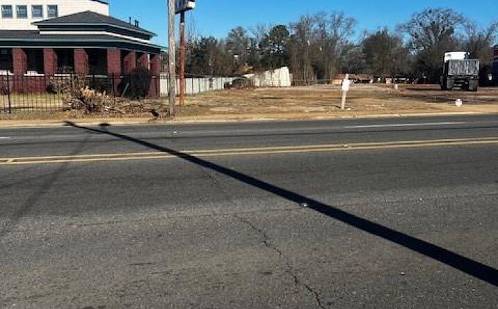 Pictures of Land property located at 3444 Greenwood Rd, Shreveport, LA 71109 for lease - image #1