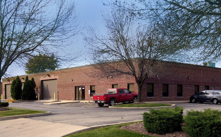 Pictures of Industrial property located at 840 Church Rd, Elgin, IL 60123 for lease - image #1