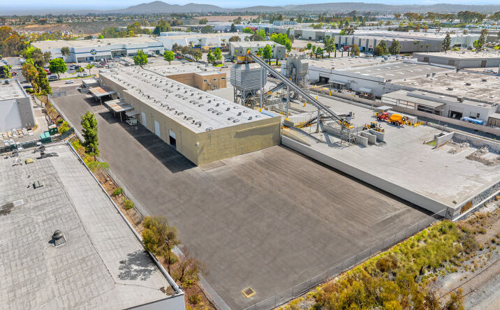 Pictures of Industrial property located at 7455 Carroll Rd, San Diego, CA 92121 for lease - image #1