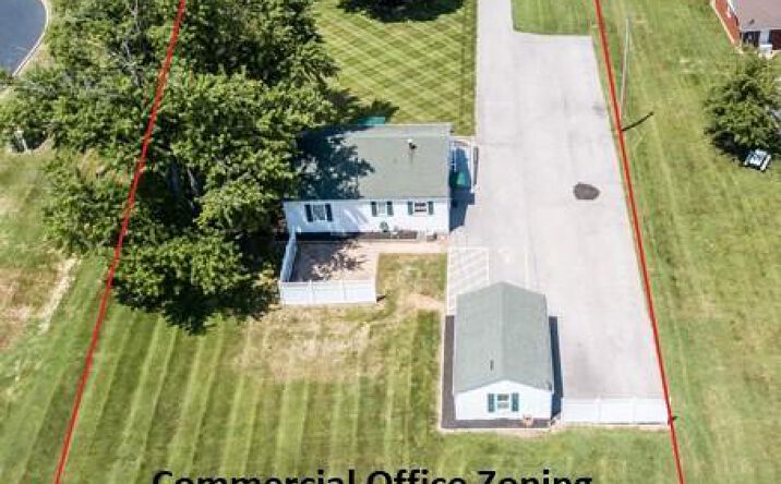 Pictures of Office property located at 809 W State St, O'Fallon, IL 62269 for lease - image #1