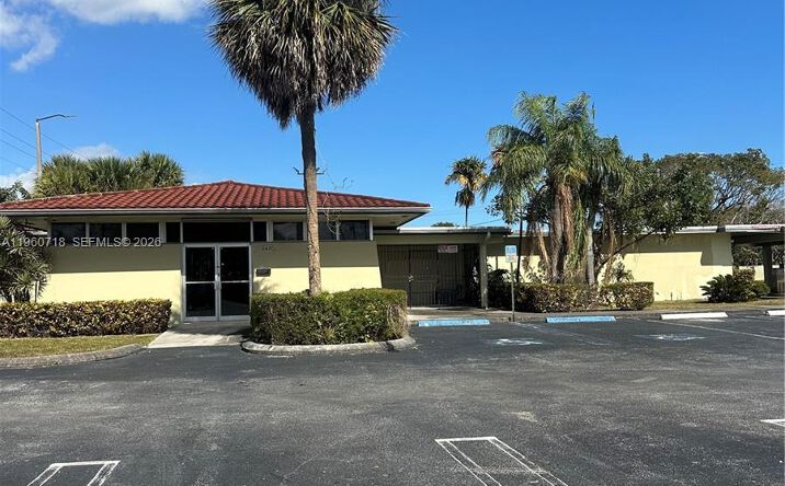 Pictures of Industrial property located at 24701 S Dixie Hwy, Homestead, FL 33032 for lease - image #1