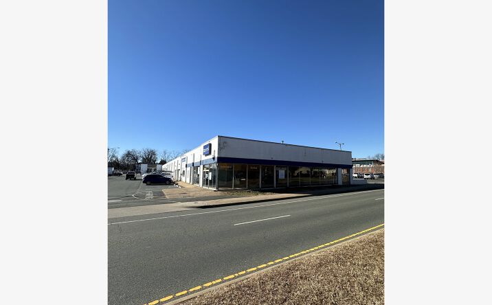 Pictures of Retail, Industrial, Office property located at 918 Preston Ave, Charlottesville, VA 22903 for lease - image #1