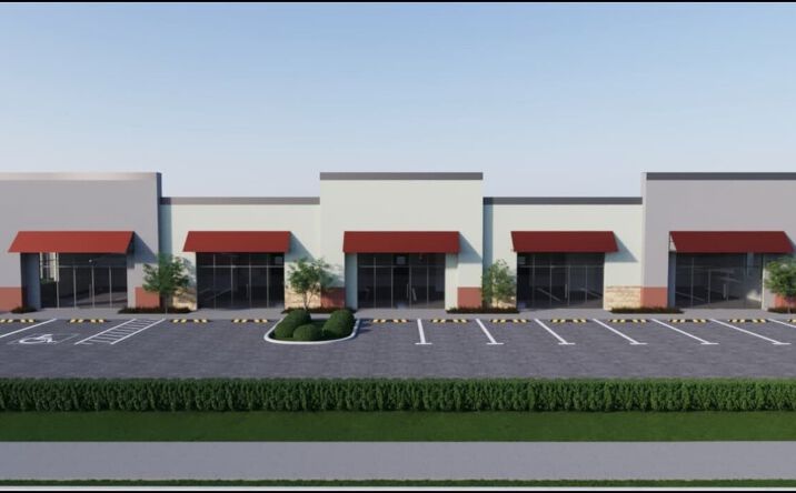 Pictures of Retail property located at 1544 Sunrise Plaza Dr, Clermont, FL 34714 for lease - image #1