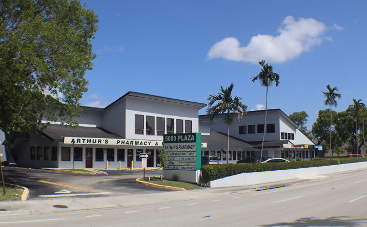 Pictures of Land property located at 5800 N University Drive Unit A, Tamarac, FL 33321 for lease - image #1