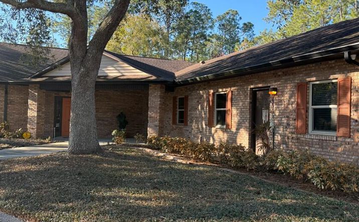 Pictures of Office property located at 131 Executive Circle, Daytona Beach, FL 32114 for lease - image #1