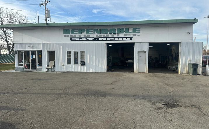 Pictures of Retail property located at 351 Lincoln Hwy, Fairless Hills, PA 19030 for lease - image #1