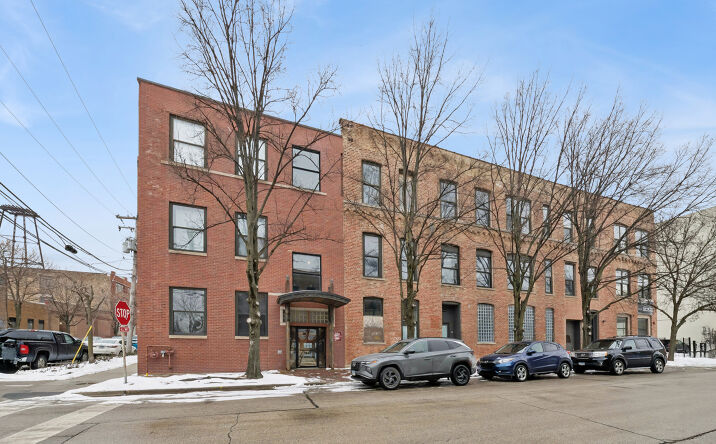 Pictures of Office, Retail property located at 1843 W Hubbard Street 1A, Chicago, IL 60622 for lease - image #1