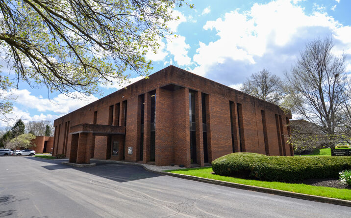 Pictures of Office property located at 3380 Tremont Rd, Upper Arlington, OH 43221 for lease - image #1