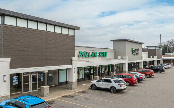 Pictures of Retail property located at 1636 E Apple Ave, Muskegon, MI 49442 for lease - image #1
