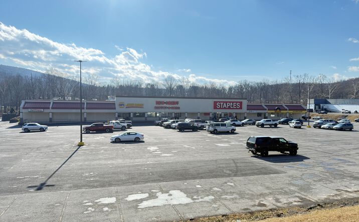 Pictures of Retail property located at 1230 National Hwy, La Vale, MD 21502 for lease - image #1