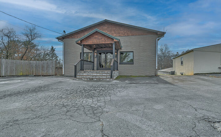 Pictures of Office property located at 1100 5th St, Bristol, TN 37620 for lease - image #1