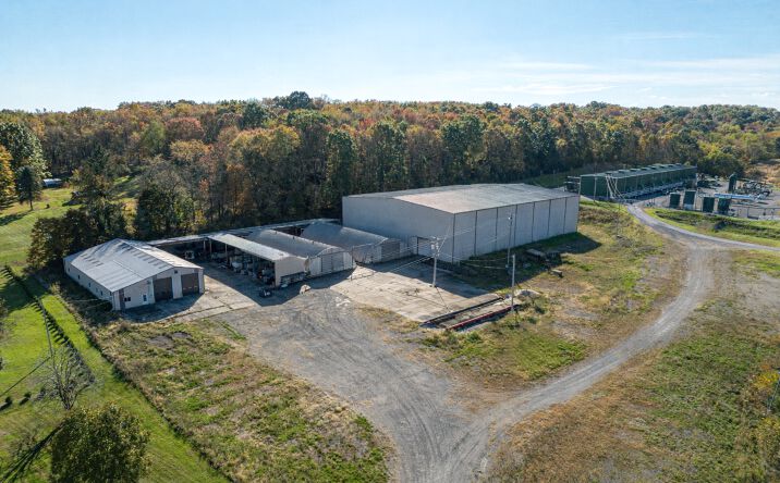 Pictures of Industrial property located at 910 Saxonburg Rd, Butler, PA 16002 for lease - image #1