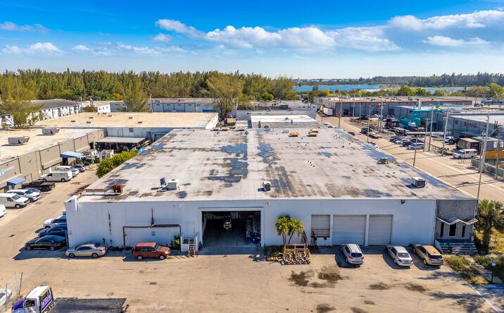 Pictures of Industrial property located at 315 W 75th Pl, Hialeah, FL 33014 for lease - image #1