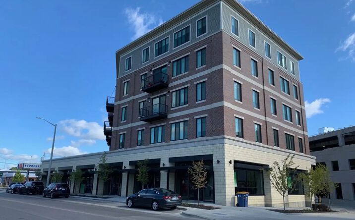 Pictures of Retail property located at 420 Stocking Ave NW, Grand Rapids, MI 49504 for lease - image #1