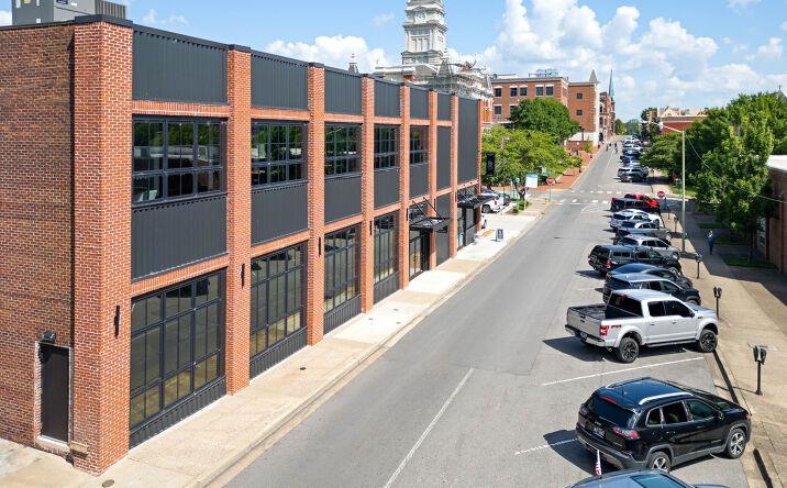 Pictures of Retail, Office property located at 200 Commerce St, Clarksville, TN 37040 for lease - image #1