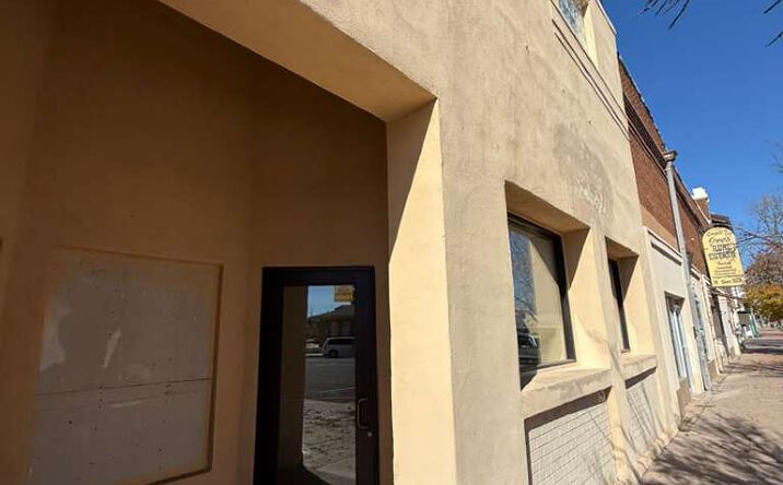 Pictures of Office property located at 936 F Ave, Douglas, AZ 85607 for lease - image #1