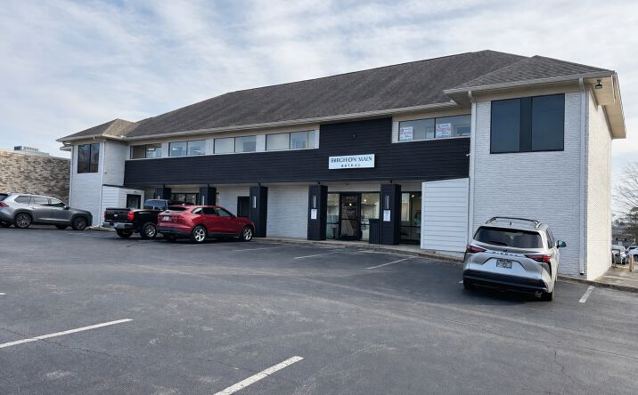 Pictures of Office property located at 2310 Whitesburg Dr, Huntsville, AL 35801 for lease - image #1