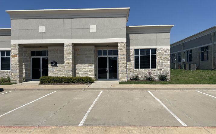 Pictures of Office property located at 1402 S Custer Rd, McKinney, TX 75072 for lease - image #1
