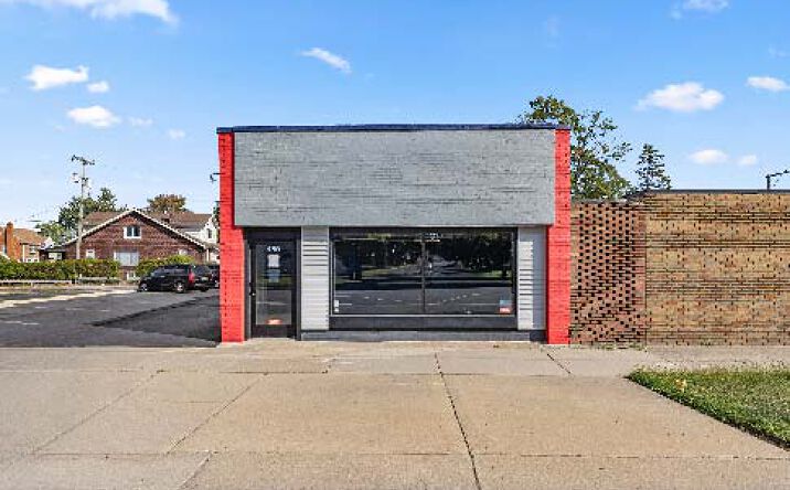 Pictures of Retail, Office property located at 3769 Fort St, Lincoln Park, MI 48146 for lease - image #1