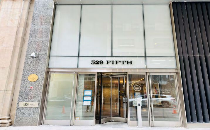 Pictures of Office property located at 529 Fifth Avenue, New York City, NY 10065 for lease - image #1