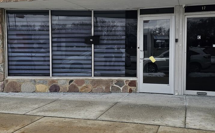 Pictures of Office property located at 19 N Broadway Street 19, Des Plaines, IL 60016 for lease - image #1