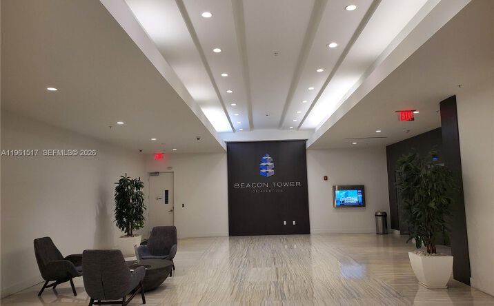 Pictures of Office property located at 20200 W Dixie Hwy 1003 Hwy # 1003, Miami, FL 33180 for lease - image #1