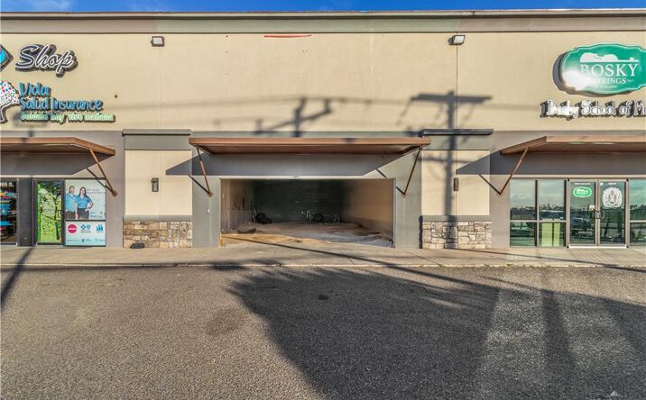 Pictures of Land property located at 3906 S Jackson Road # B, Edinburg, TX 78539 for lease - image #1