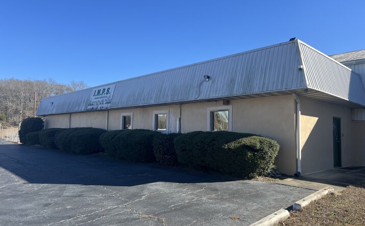 Pictures of Industrial property located at 496 Industrial Way E, Macon, GA 31217 for lease - image #1