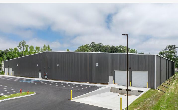 Pictures of Industrial property located at 324 E St, Hampton, VA 23661 for lease - image #1