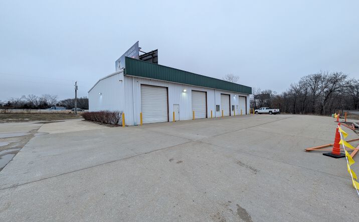 Pictures of Industrial, Special Purpose property located at 35700 Old Hwy 40, Oak Grove, MO 64075 for lease - image #1