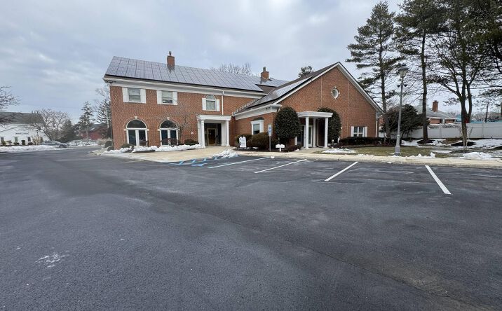 Pictures of Office property located at 650 New Rd, Linwood, NJ 08221 for lease - image #1