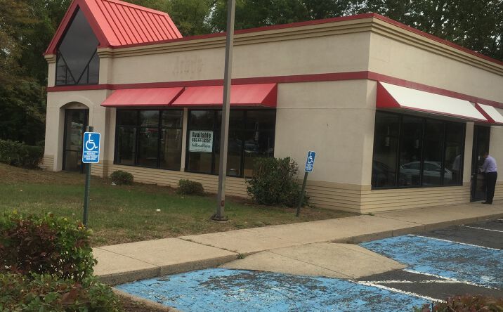 Pictures of Retail, Restaurant property located at 980 S Main St, Cheshire, CT 06410 for lease - image #1
