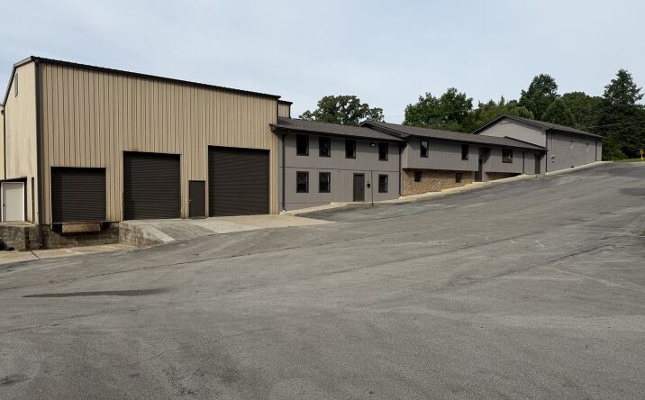 Pictures of Retail, Office, Industrial, Special Purpose property located at 8002 Middle Valley Rd, Middle Valley, TN 37343 for lease - image #1