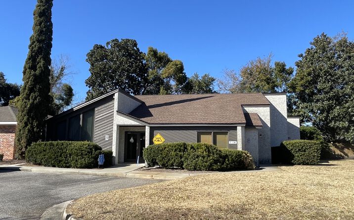 Pictures of Office property located at 3215 Shrine Rd. Units 1A & 1B, Brunswick, GA 31520 for lease - image #1