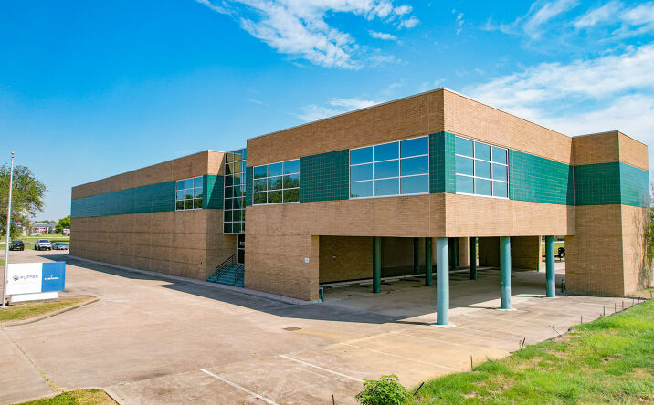 Pictures of Office, Industrial property located at 903 TX-146, La Porte, TX 77571 for lease - image #1
