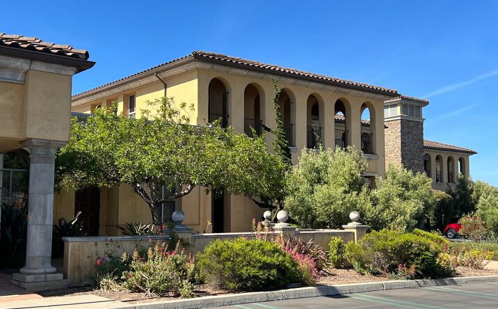 Pictures of Office property located at 411 Betteravia Rd, Santa Maria, CA 93454 for lease - image #1