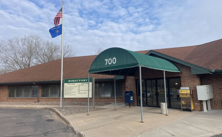 Pictures of Office property located at 700 Wolske Bay Rd, Menomonie, WI 54751 for lease - image #1