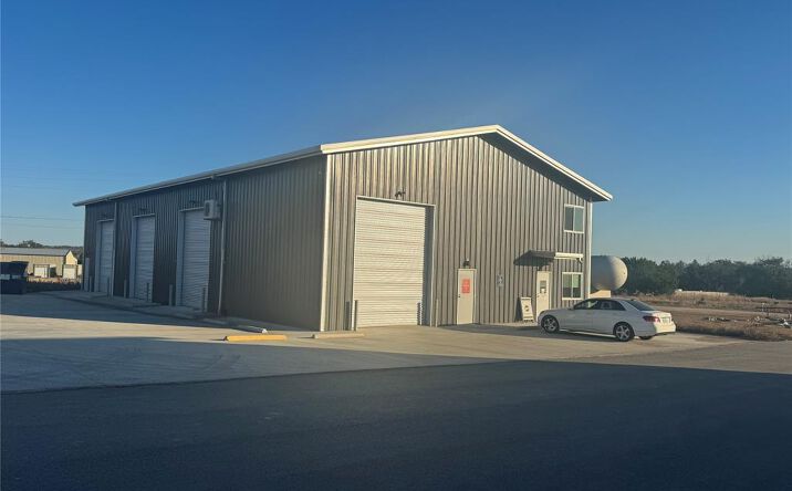 Pictures of Office, Industrial property located at 14707 Fitzhugh Rd, Austin, TX 78737 for lease - image #1