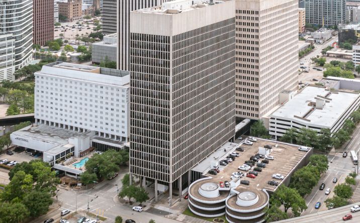 Pictures of Office property located at 500 Jefferson St, Houston, TX 77002 for lease - image #1